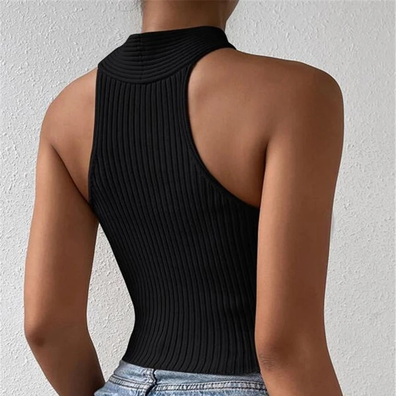 Rippstrick Cross-Neck Crop Top – Sexy Rückenfreies Stricktop mit Cut-Out Design